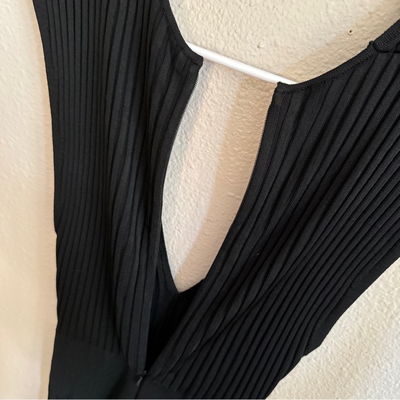 ALC Holden Plunge Neck Ribbed Knit Jumpsuit S - Picture 5 of 7